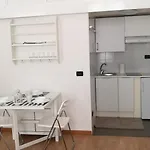 Monolocale Zona Loreto Mm1 Pasteur P1